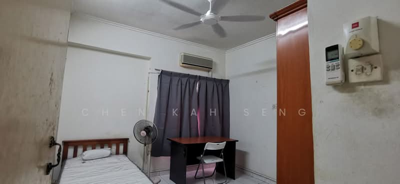 Kondominium untuk Dijual di Ehsan Ria - Chen Kah Seng - Bedroom - PropertyGuru.com.my