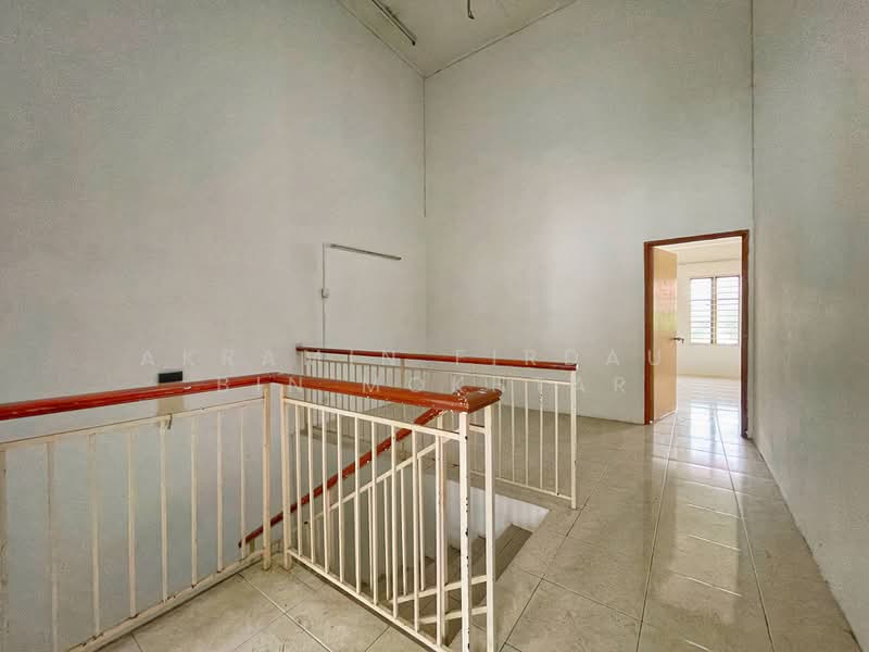 2-storey Terraced House for Sale in Bandar Nusaputra (Puchong) - Akramin Firdaus Bin Mokhtar - PropertyGuru.com.my