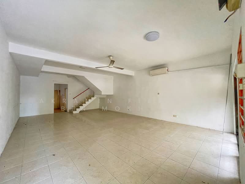 2-storey Terraced House for Sale in Bandar Nusaputra (Puchong) - Akramin Firdaus Bin Mokhtar - PropertyGuru.com.my
