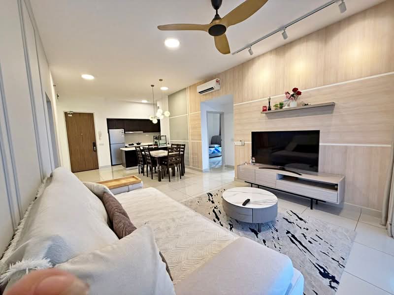 Servis Apartment untuk Disewa di Setia City Residences - Ray Lee - Living Room - PropertyGuru.com.my