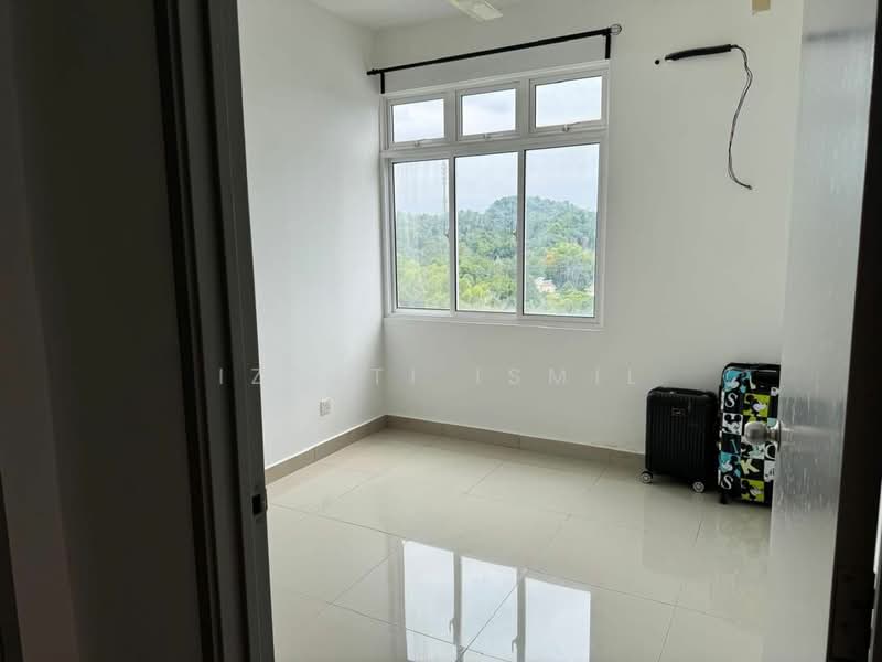 Condominium for Rent at Dwiputra Residences - Izzati Ismil - Bedroom - PropertyGuru.com.my