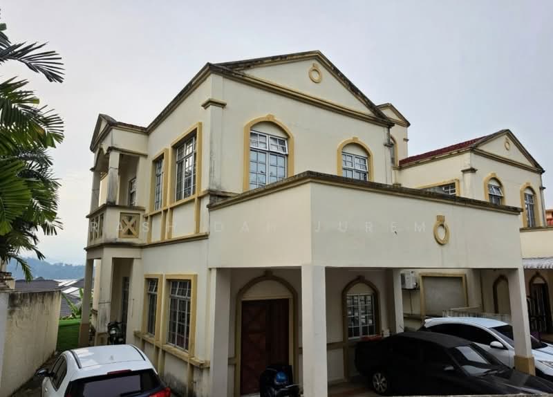 Semi-Detached House for Sale in Ulu Kelang (Selangor) - Rashidah Juremi - Exterior - PropertyGuru.com.my