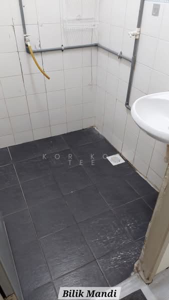 Flat for Rent at Taman Sri Rasau - Kor Kok Tee - Bathroom - PropertyGuru.com.my