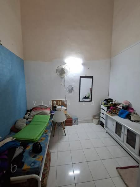 1-storey Terraced House for Sale in Pasir Gudang (Johor) - Vinna Loh - Bedroom - PropertyGuru.com.my