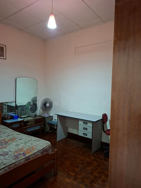 1-storey Terraced House for Sale in Seksyen 17 (Petaling Jaya) - Feinie Tan - PropertyGuru.com.my