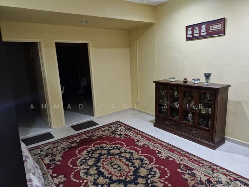 Rumah Teres untuk Disewa di Taman Selasih (Batu Caves) - Ahmad Fadli Ayub. - Living Room - PropertyGuru.com.my