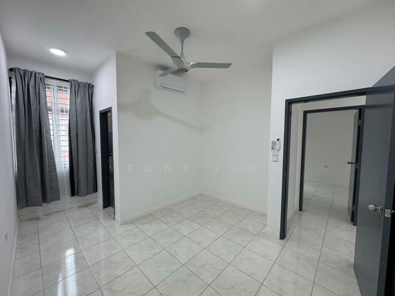 2-storey Terraced House for Rent in Kampung Dato Onn (Johor Bahru) - Tony Lim - Interior - PropertyGuru.com.my
