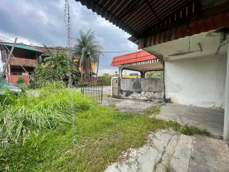 Rumah Teres 1 Tingkat untuk Dijual di Taman Maznah (Klang) - Mohamad Khaidir Shah Md Razak - Exterior - PropertyGuru.com.my