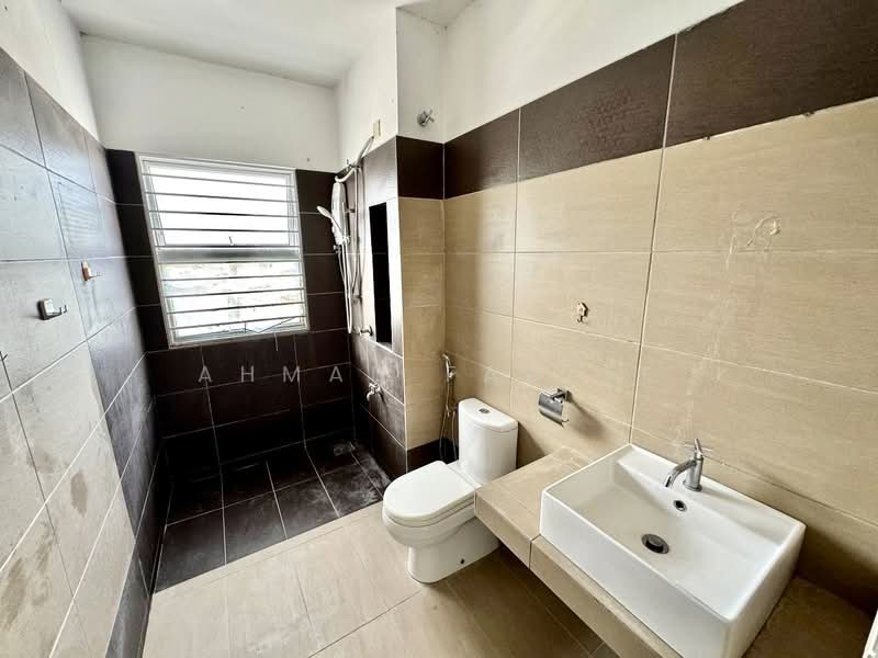 Rumah Teres 2 Tingkat untuk Dijual di Serene Heights (Semenyih) - Ahmad Fadlee - PropertyGuru.com.my