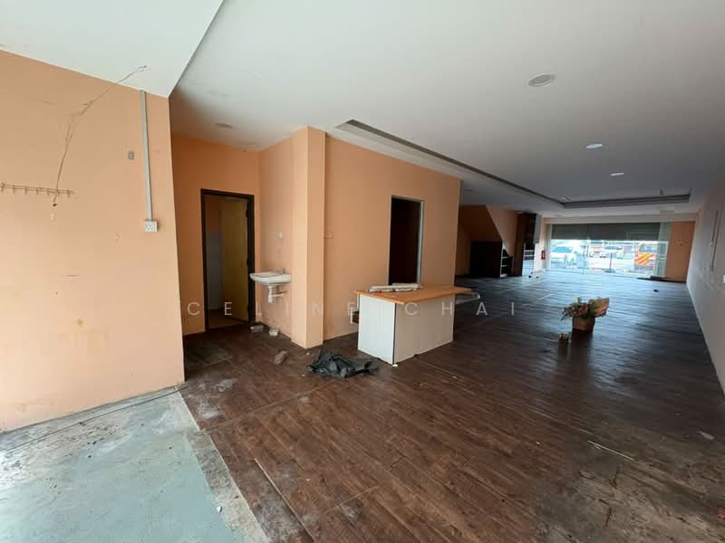 Kedai / Pejabat untuk Dijual di Yong Peng (Johor) - Celine Chai - Interior - PropertyGuru.com.my