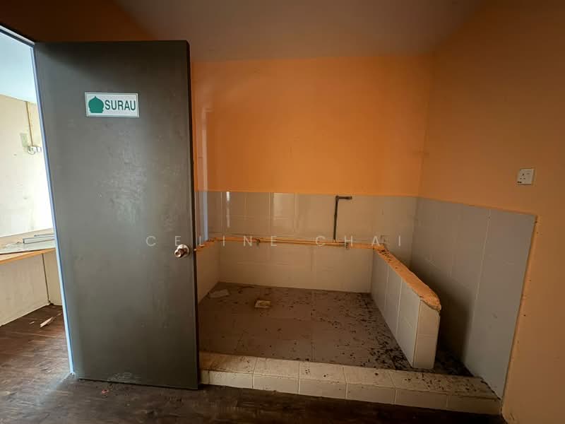 Kedai / Pejabat untuk Dijual di Yong Peng (Johor) - Celine Chai - Interior - PropertyGuru.com.my