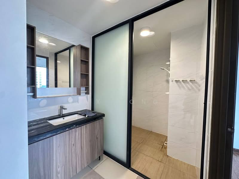 Servis Apartment untuk Dijual di Country Garden Central Park - Jax Wong - Bathroom - PropertyGuru.com.my