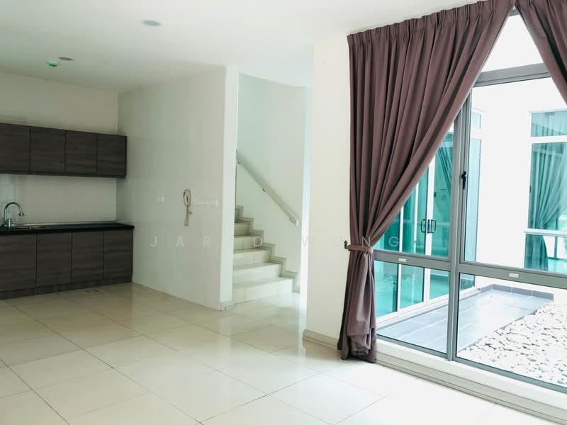 2-storey Terraced House for Rent in Cyberjaya (Selangor) - Jared Wong - Kitchen - PropertyGuru.com.my