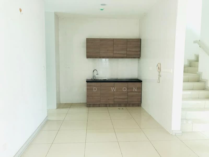 2-storey Terraced House for Rent in Cyberjaya (Selangor) - Jared Wong - Kitchen - PropertyGuru.com.my