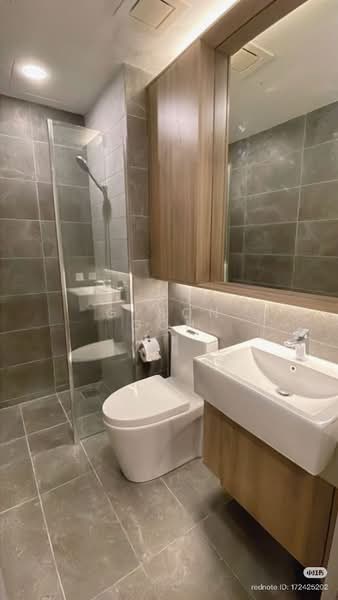 Servis Apartment untuk Disewa di Suasana @ Utropolis - Gyson Goh - Bathroom - PropertyGuru.com.my