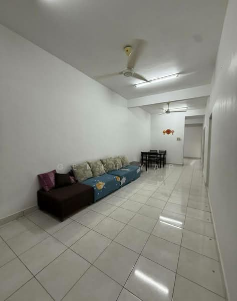 1-storey Terraced House for Rent in Taman Mount Austin (Tebrau) - Genki Yap - Living Room - PropertyGuru.com.my