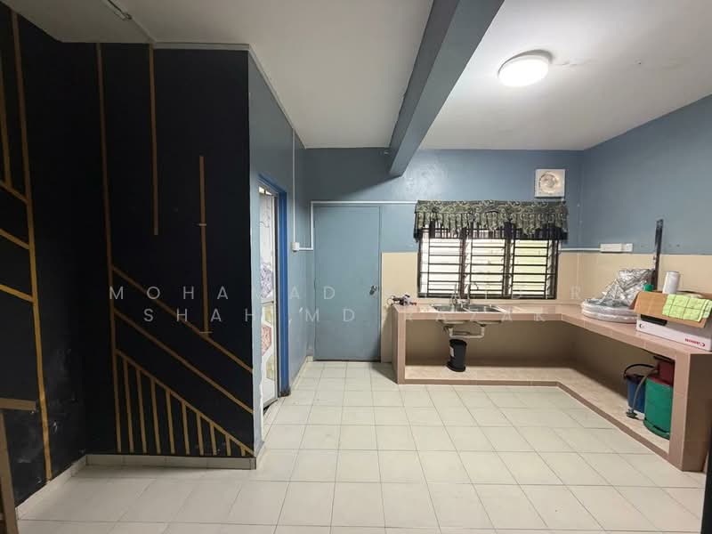 2-storey Terraced House for Sale in Taman Scientex Kulai (Sedenak) - Mohamad Khaidir Shah Md Razak - Kitchen - PropertyGuru.com.my