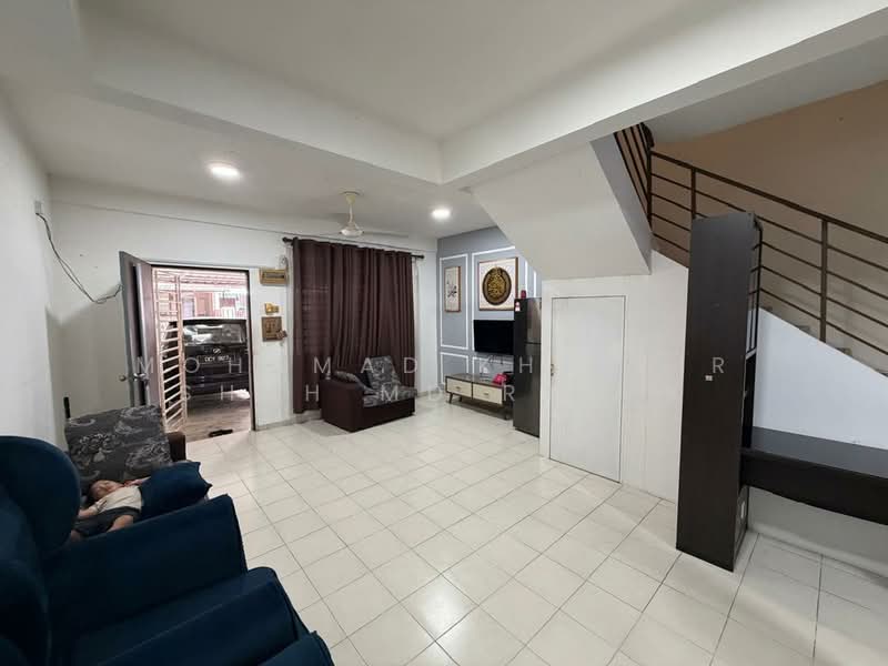 2-storey Terraced House for Sale in Taman Scientex Kulai (Sedenak) - Mohamad Khaidir Shah Md Razak - Living Room - PropertyGuru.com.my