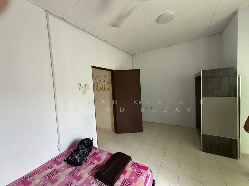 2-storey Terraced House for Sale in Taman Scientex Kulai (Sedenak) - Mohamad Khaidir Shah Md Razak - Bedroom - PropertyGuru.com.my