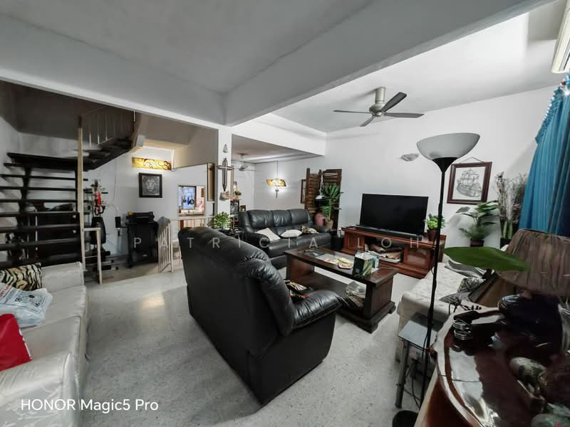 Rumah Teres 2 Tingkat untuk Dijual di SS2 (Petaling Jaya) - Patricia Loh - Living Room - PropertyGuru.com.my