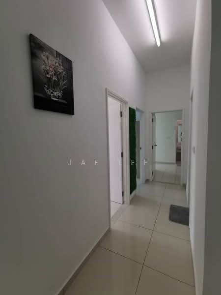 Kondominium untuk Dijual di One Imperial - Jae Lee - Corridor - PropertyGuru.com.my