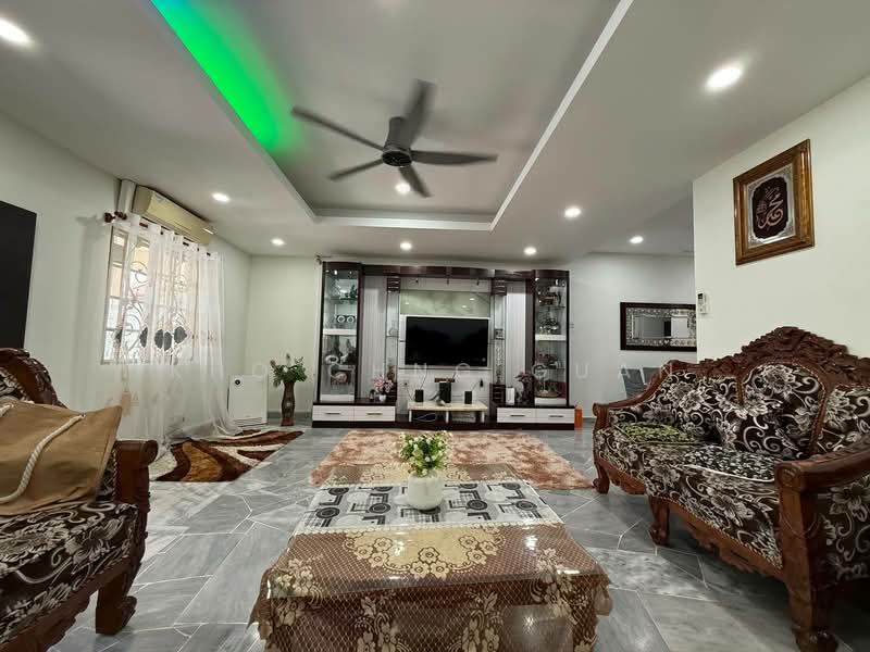 2-storey Terraced House for Sale in Bandar Kinrara Seksyen 5 (Bandar Kinrara) - Kho Chng Guan - Living Room - PropertyGuru.com.my