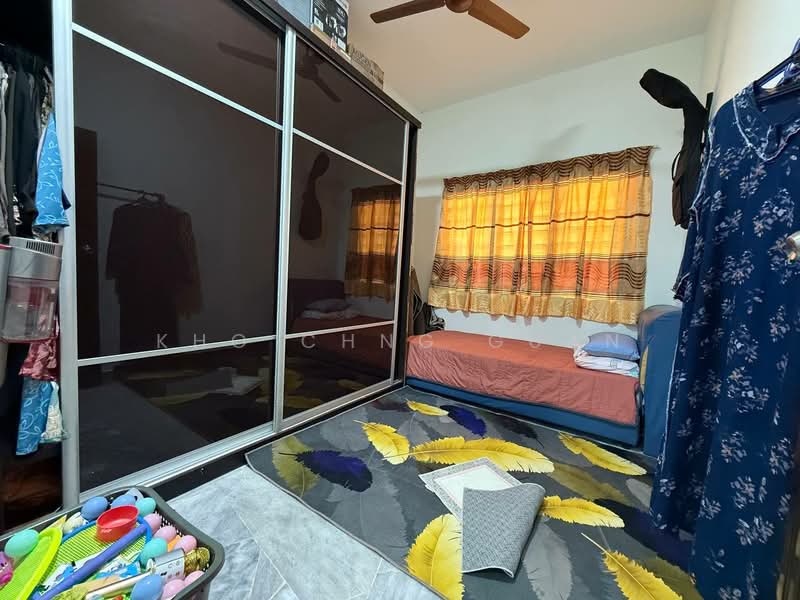 2-storey Terraced House for Sale in Bandar Kinrara Seksyen 5 (Bandar Kinrara) - Kho Chng Guan - Bedroom - PropertyGuru.com.my