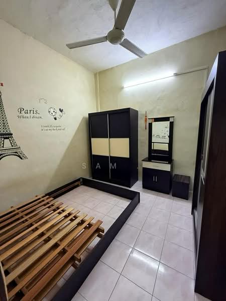 Rumah Flat untuk Dijual di Panorama Lapangan Perdana - Sam . - Bedroom - PropertyGuru.com.my