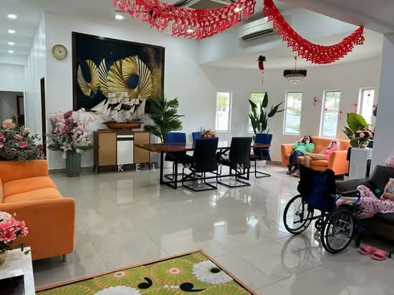 Bungalow for Sale in Petaling Jaya (Selangor) - Kelly Ang - Living Room - PropertyGuru.com.my