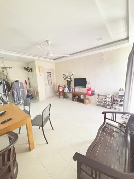 Tanah Kediaman untuk Dijual di Ayer Keroh (Melaka) - Ashley Iqbal - Living Room - PropertyGuru.com.my