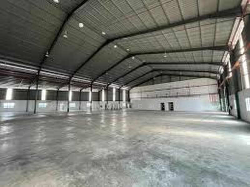 Warehouse for Rent in Subang (Selangor) - Kah Hee Chong - Interior - PropertyGuru.com.my