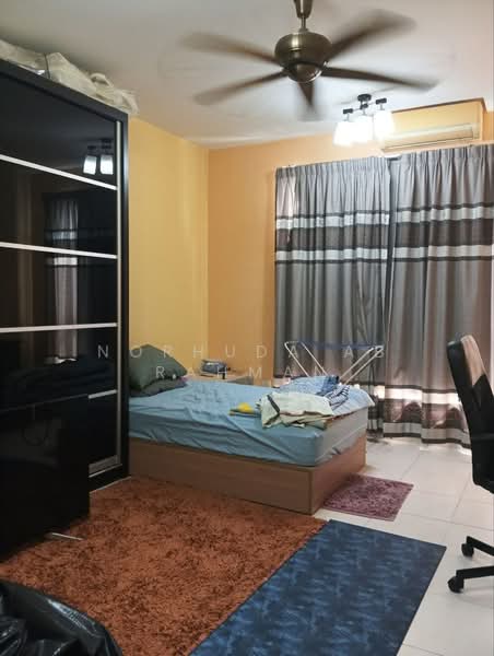 Condominium for Sale at Platinum Lake PV 13 - Norhuda Ab Rahman - Bedroom - PropertyGuru.com.my