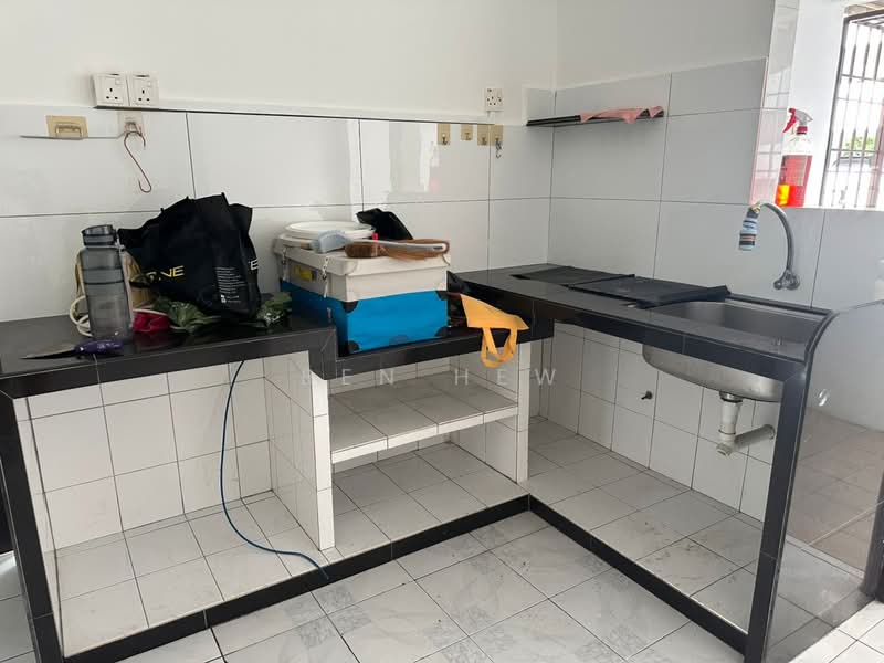 Rumah Flat untuk Dijual di Pusat Bayan - Ben Hew - Kitchen - PropertyGuru.com.my