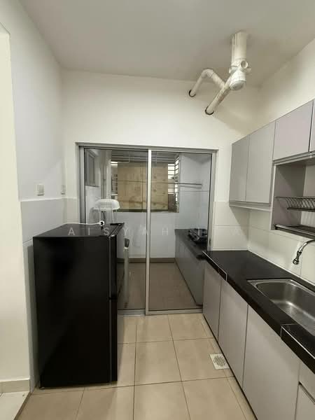 Apartment for Rent at Trifolis - Aisyah Isa - Kitchen - PropertyGuru.com.my