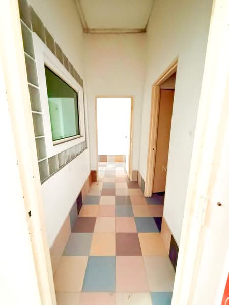 Kedai / Pejabat untuk Disewa di Kajang (Selangor) - Peggy Lim - Corridor - PropertyGuru.com.my