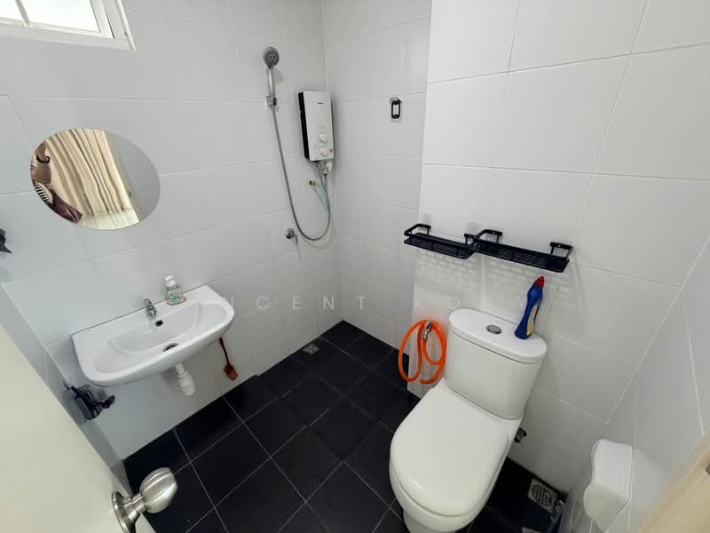 Condominium for Rent at SummerSkye Residences - Vincent Koay - Bathroom - PropertyGuru.com.my