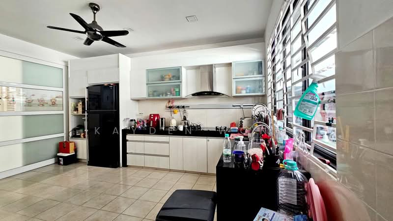 Rumah Teres untuk Dijual di Bandar Kinrara Seksyen 8 (Bandar Kinrara) - Kayden Wong - Kitchen - PropertyGuru.com.my
