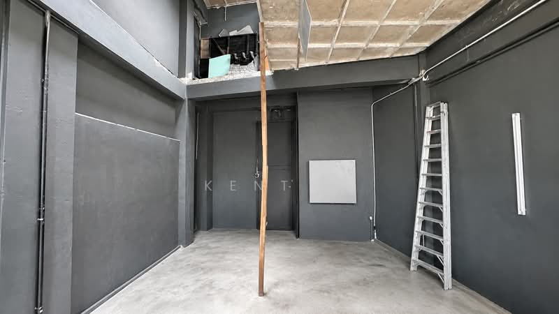 Shop for Sale in Kampung Kuchai (Ipoh) - Kent C - PropertyGuru.com.my