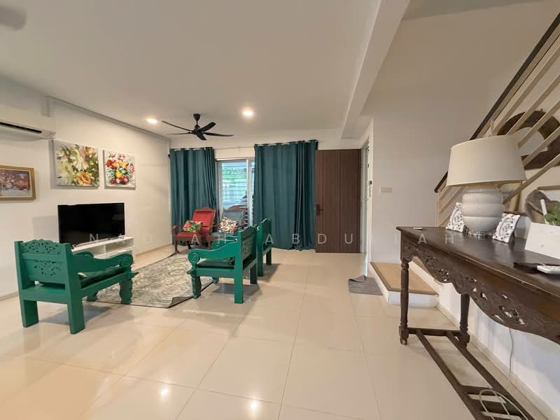 2.5-storey Terraced House for Sale in Sunway Alam Suria (Shah Alam) - Nadiah Abdullah - PropertyGuru.com.my