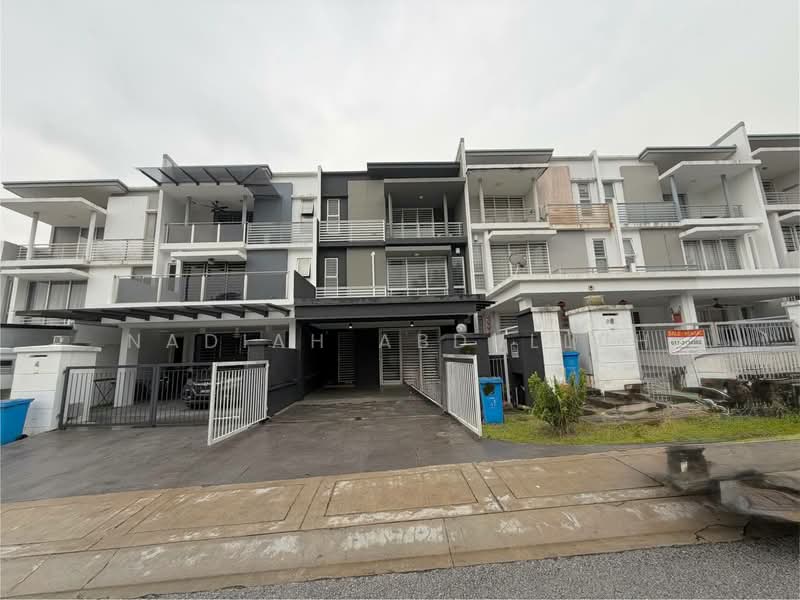 2.5-storey Terraced House for Sale in Sunway Alam Suria (Shah Alam) - Nadiah Abdullah - PropertyGuru.com.my