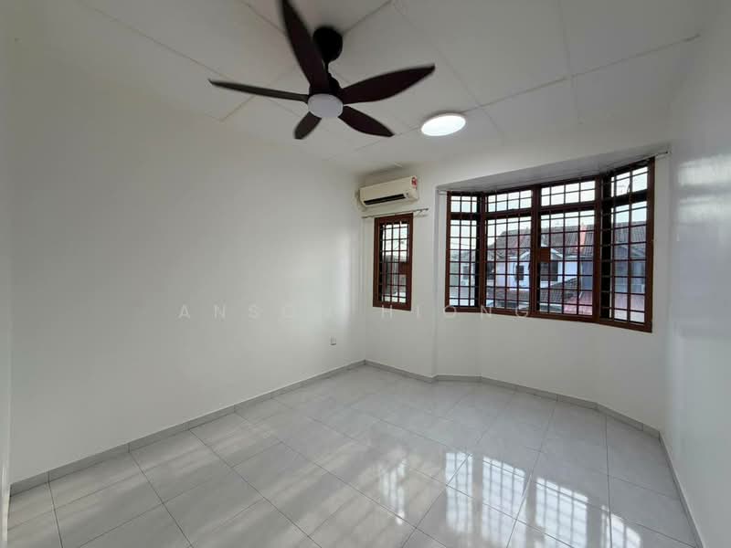 2-storey Terraced House for Rent in Taman Tan Sri Yaacob (Johor Bahru) - Anson Hiong - PropertyGuru.com.my