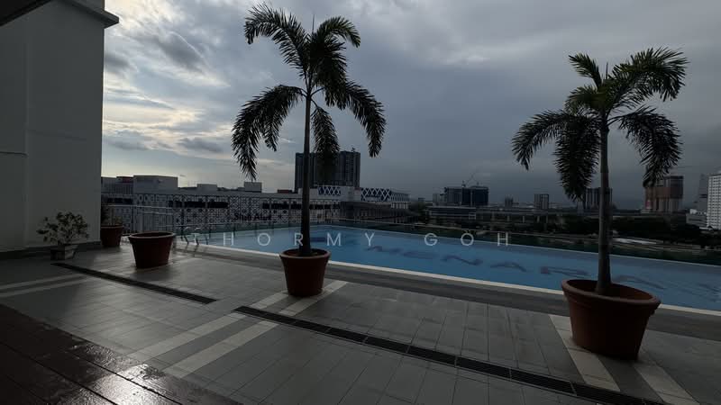 Servis Apartment untuk Disewa di Menara U2 - Thormy Goh - Pool - PropertyGuru.com.my