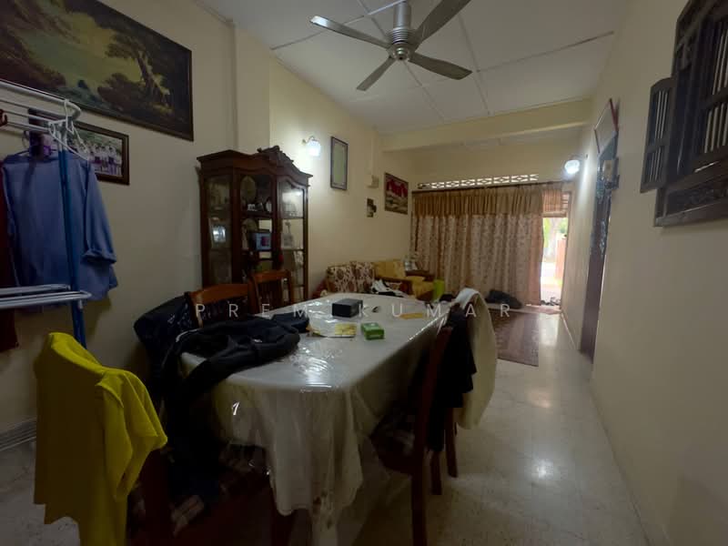 1-storey Terraced House for Sale in Seksyen 14 (Petaling Jaya) - Prem Kumar - Dining Room - PropertyGuru.com.my