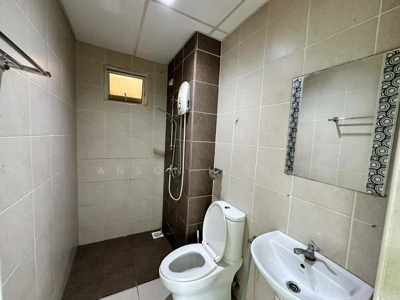 Service Residence for Rent at Pangsapuri Tanah Emas (Golden Sands) - Anson Hiong - Bathroom - PropertyGuru.com.my