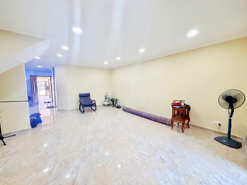 Terraced House for Sale in Kajang (Selangor) - Hassan Basri Suhaimi - Living Room - PropertyGuru.com.my