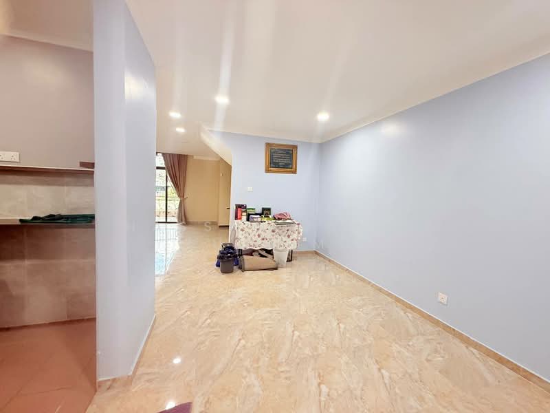 Terraced House for Sale in Kajang (Selangor) - Hassan Basri Suhaimi - Living Room - PropertyGuru.com.my