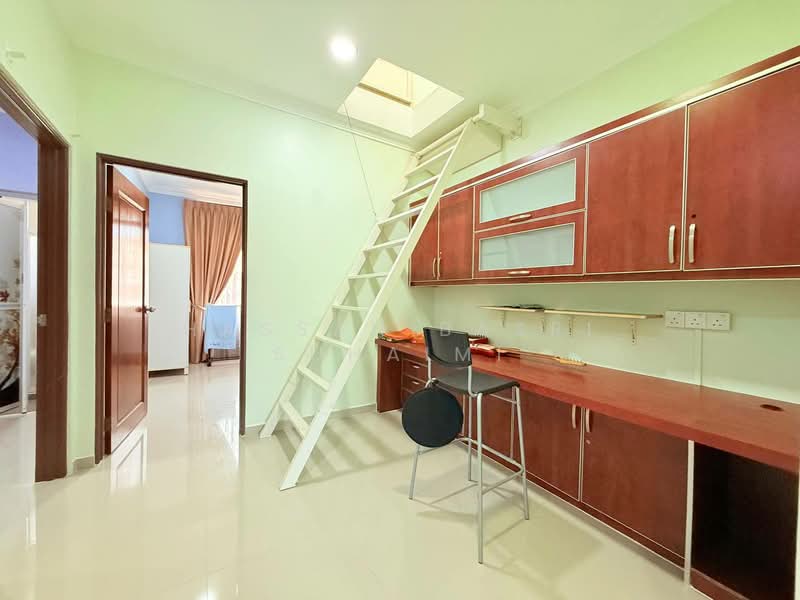 Terraced House for Sale in Kajang (Selangor) - Hassan Basri Suhaimi - Study - PropertyGuru.com.my