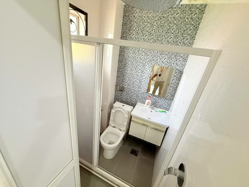 Terraced House for Sale in Kajang (Selangor) - Hassan Basri Suhaimi - Bathroom - PropertyGuru.com.my