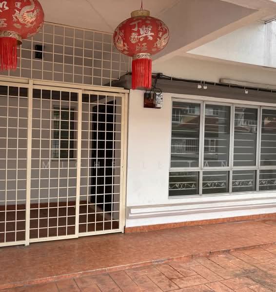 Rumah Teres untuk Dijual di Bandar Putra Permai (Seri Kembangan) - Michelle Tan - Exterior - PropertyGuru.com.my