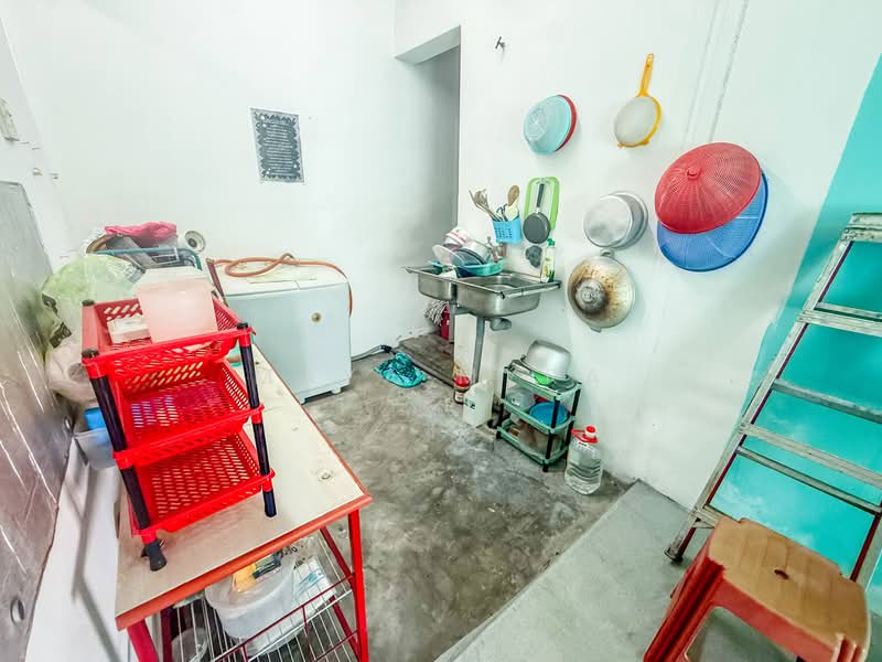 Pangsapuri untuk Dijual di Apartment Fiona - Maya Myra - Kitchen - PropertyGuru.com.my